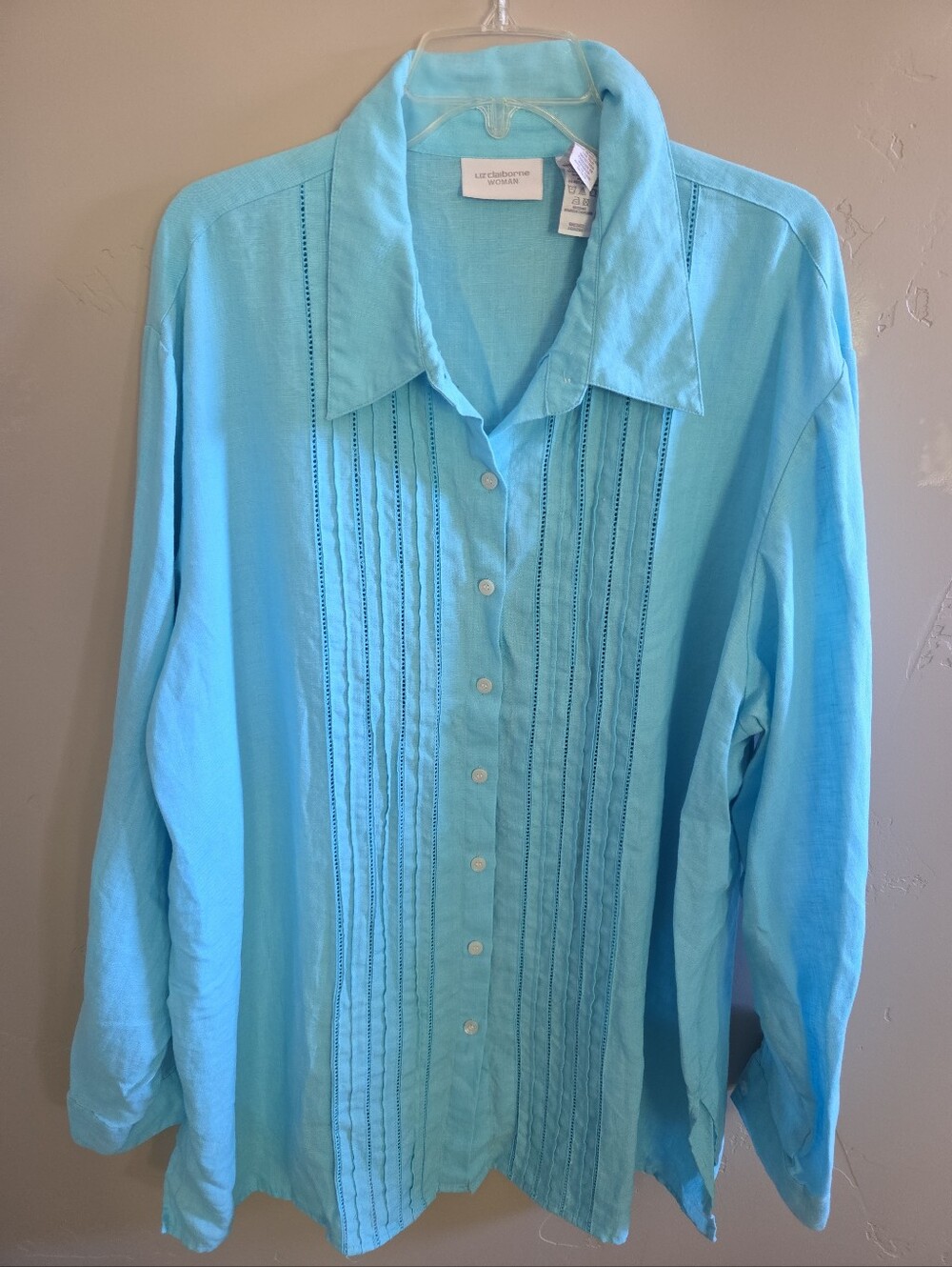 Liz Clayborne Size 3X Casual Button-Front Women’s Top in Light Blue